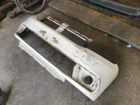 dacia sandero prednji branik 2016-2020