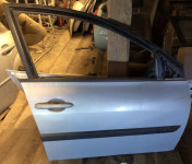 desna vrata MEGANE 2 desna vrata Renault prednja prednja
