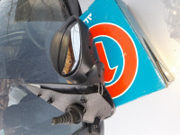 desni retrovizor peugeot 206