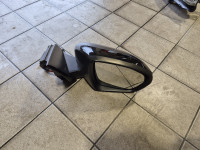 Desni vanjski retrovizor peugeot 3008/5008 II