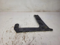 držač branika lijevi t audi a4 b9 avant 8w9807453 8W9807453