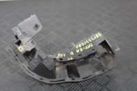držač držač branika desni stražnji dio 9813331680 opel zafira d life O