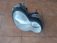 far desna prednji dio xenon mercedes w203 00-02 r. a2038201261 a203820