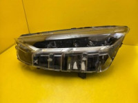 far lijeva prednji dio ford mustang mach-e 2021- full led lj8b-13e015-