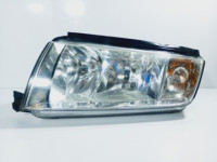 far lijeva prednji dio reflektor lijevi prednji 086651105l skoda fabia