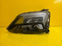 far lijeva prednji dio renault 5 e-tech electric full led 260601570r 2