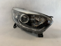 far prednja desna reflektor renault captur 1 i 13-17r 260102734r 05.26