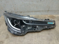 far prednji dio desna toyota corolla e21 hb kombi full led 81110-02s70