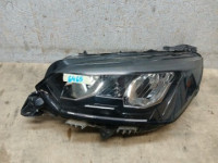 far prednji dio lijeva peugeot 208 ii 2 19- full led 9833036380