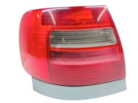 far stražnji dio lijeva 5d sedan lift 8d0945095d audi a4 i (1994-2001)
