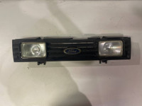 FORD ESCORT III mk3 MASKA rešetka prednja+maglenke 126 330-00 HELLA