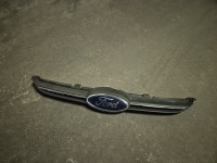 ford fiesta prednja maska 2009 2010