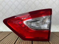 ford mondeo mk5 14-18 limuzina far stražnja desna u prtljažniku ds73-1