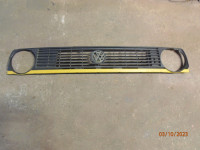 golf 2, zad. branik, maska, amortizer, volan,vrata...