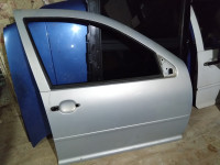 Golf 4  vrata raznih boja