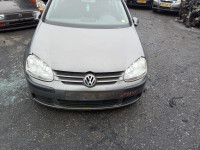 golf 5 branik hauba maska far vezni lim