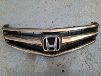 Honda Accord 7gen (2006-2008) PREDNJA MASKA FACELIFT