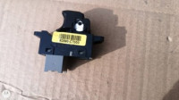 hyundai i20 ii prekidač prekidač otvaranja prozora prednji dio 93580-c