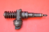 injektor, dizna dizna 038130073aj vw passat b5 1.9 tdi 101 km lift 00-
