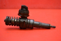 injektor, dizna dizna 038135073bn vw polo 4 iv 9n 1.9 tdi 100 km lift