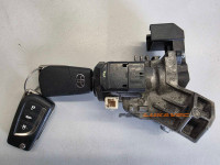 KONTAKT BRAVA SA KLJUČEM TOYOTA AURIS 45020-0206