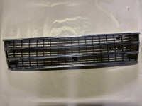 Kromirana prednja maska ​​za Chrysler Voyager 1991-1995
