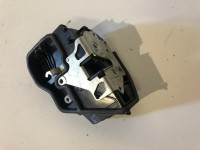 LOCK lijevi serija x5 x3 x6 x1 5 6 e70 e60 f01 f30 bmw 7202147 lijevi