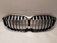 maska bubrezi bmw 1 f40 5a39366 5A39366 137258-10 BMW CZESCI