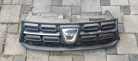 Maska dacia sandero 2