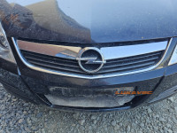 MASKA PREDNJA SA ZNAKOM OPEL VECTRA C