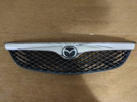 Mazda 626 prednja maska