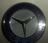 Mercedes metalni znak