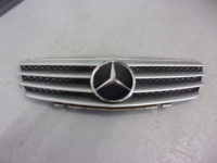 mercedes r230 sl 5,5 amg maska maska a2308800583 A2308800583
