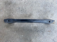 Mercedes w204 straznji vezni lim, greda, šus stanga