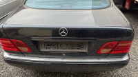 Mercedes w210 zadnja hauba