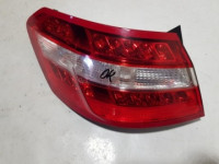 mercedes w212 sedan far lijevi stražnji dio lijeva stražnja 2128200164