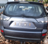 Mitsubishi Outlander - Zadnji kraj