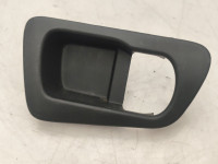NISSAN QASHQAI J10, 2006.–2013. — OKVIR KVAKE STRAGA D — 82682-JD00A