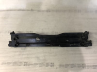 Nosač hladnjaka za e65 e66 BMW 7507971 čep hladnjaka