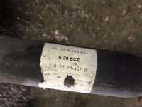 Nosač stražnjeg branika za seriju 5 e39, stražnji branik BMW 8248031