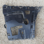 NOSAČ ZADNJEG BRANIKA(desni) BMW F30