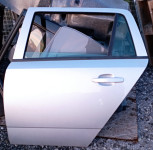 Opel Astra H karavan vrata stražnja lijeva