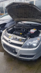 Opel Astra H Maska