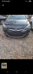 Opel Astra J far