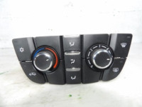 opel astra j panel rešetka ventilacije 13435154 D-72778-13435154