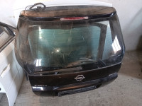 Opel signum zadnja hauba