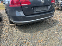 Passat b7 karavan zadnji branik