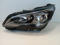 PEUGEOT 2008 5008 LIFGT  LAMPA  PREDNJIA FAROVI FAR  DESNA 9810478180