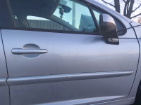 Peugeot 207 5 vrata, prednja desna vrata
