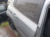 peugeot 208 zadnja desna vrata